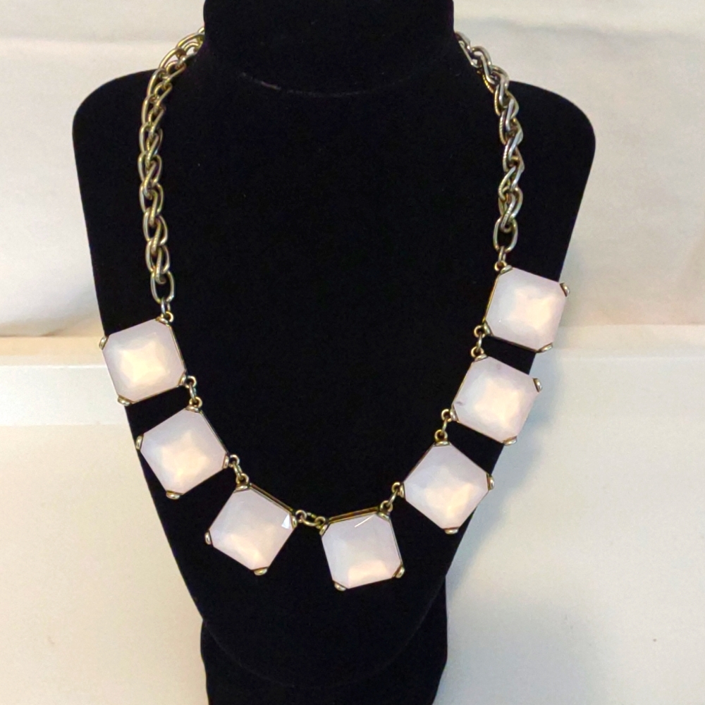 Loft Necklace